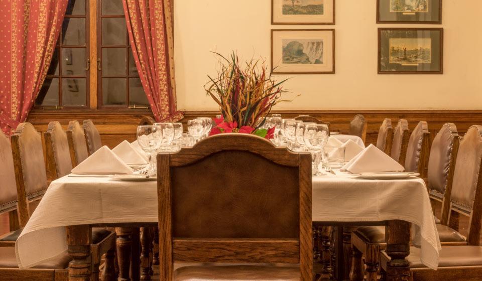 Bulawayo Club Otel Dış mekan fotoğraf